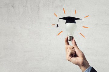 张怡宁和邓亚萍谁更厉害？