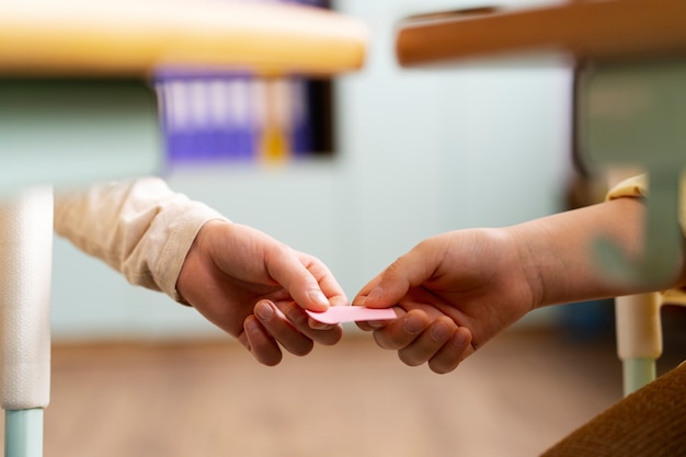 张怡宁和邓亚萍谁更厉害？